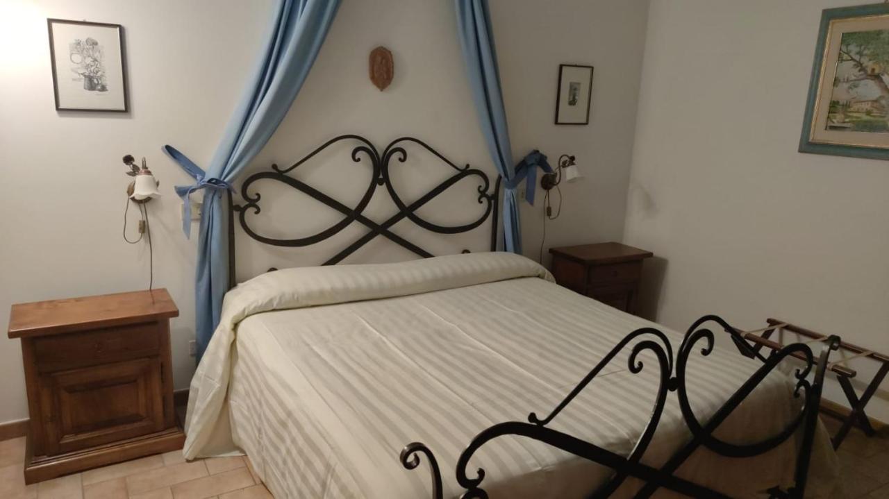 Il Colombaio Agriturismo Montegabbione Eksteriør bilde